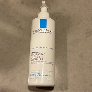 Hydrating Gentle Cleanser - White and Blue